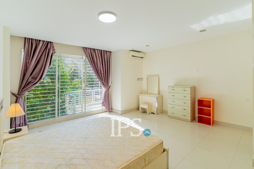 4 Bedroom Linked Villa For Rent - Borey Peng Huoth, Russey Keo, Phnom Penh