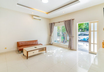 4 Bedroom Linked Villa For Rent - Borey Peng Huoth, Russey Keo, Phnom Penh thumbnail