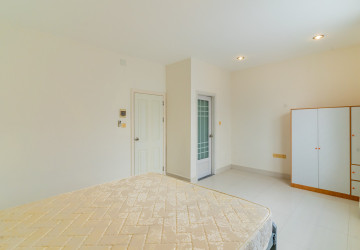 4 Bedroom Linked Villa For Rent - Borey Peng Huoth, Russey Keo, Phnom Penh thumbnail