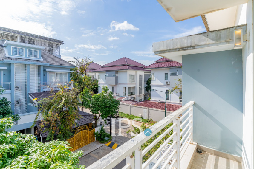 4 Bedroom Linked Villa For Rent - Borey Peng Huoth, Russey Keo, Phnom Penh