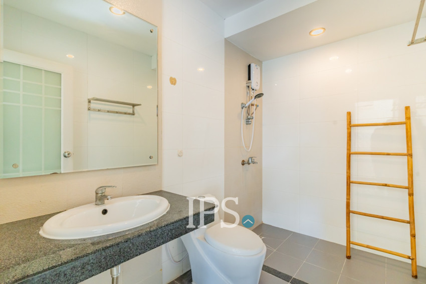 4 Bedroom Linked Villa For Rent - Borey Peng Huoth, Russey Keo, Phnom Penh