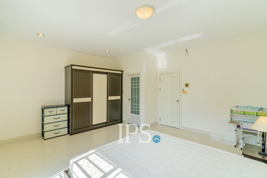 4 Bedroom Linked Villa For Rent - Borey Peng Huoth, Russey Keo, Phnom Penh
