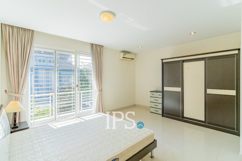 4 Bedroom Linked Villa For Rent - Borey Peng Huoth, Russey Keo, Phnom Penh