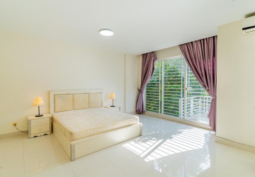 4 Bedroom Linked Villa For Rent - Borey Peng Huoth, Russey Keo, Phnom Penh thumbnail