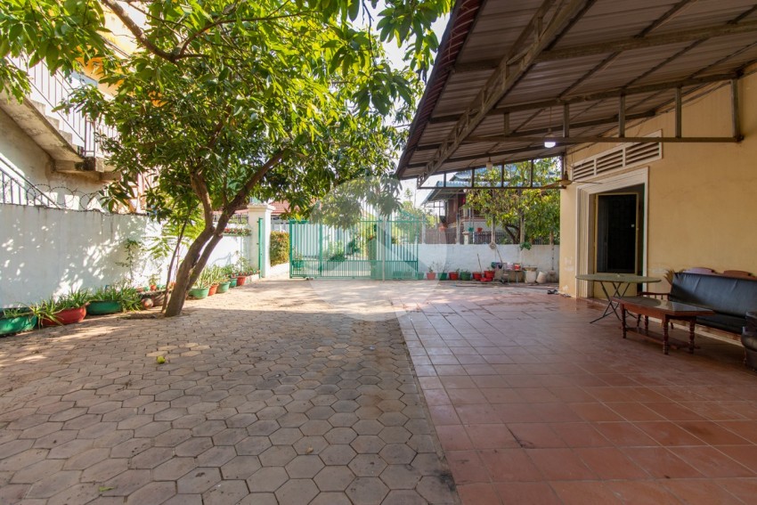 3 Bedroom House For Rent - Svay Dangkum, Siem Reap