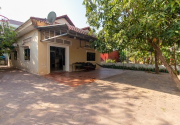 3 Bedroom House For Rent - Svay Dangkum, Siem Reap thumbnail