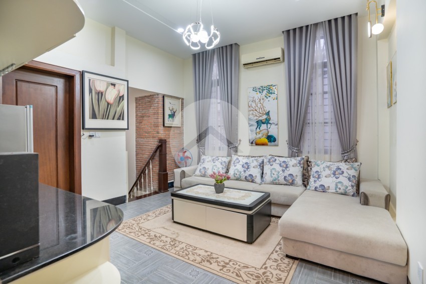 4 Bedroom Villa For Rent - Tuek Thla, Sen Sok, Phnom Penh