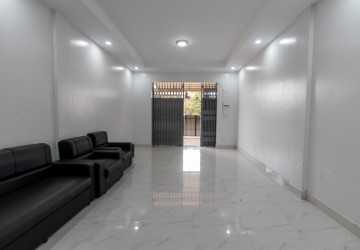 2 Bedroom House For Rent - Chreav,  Siem Reap thumbnail