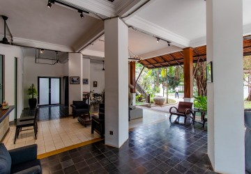 36 Bedroom Hotel For Sale - Sala Kamreuk, Siem Reap thumbnail