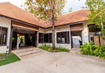 36 Bedroom Hotel For Sale - Sala Kamreuk, Siem Reap thumbnail