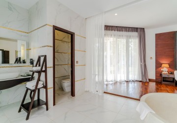 36 Bedroom Hotel For Sale - Sala Kamreuk, Siem Reap thumbnail