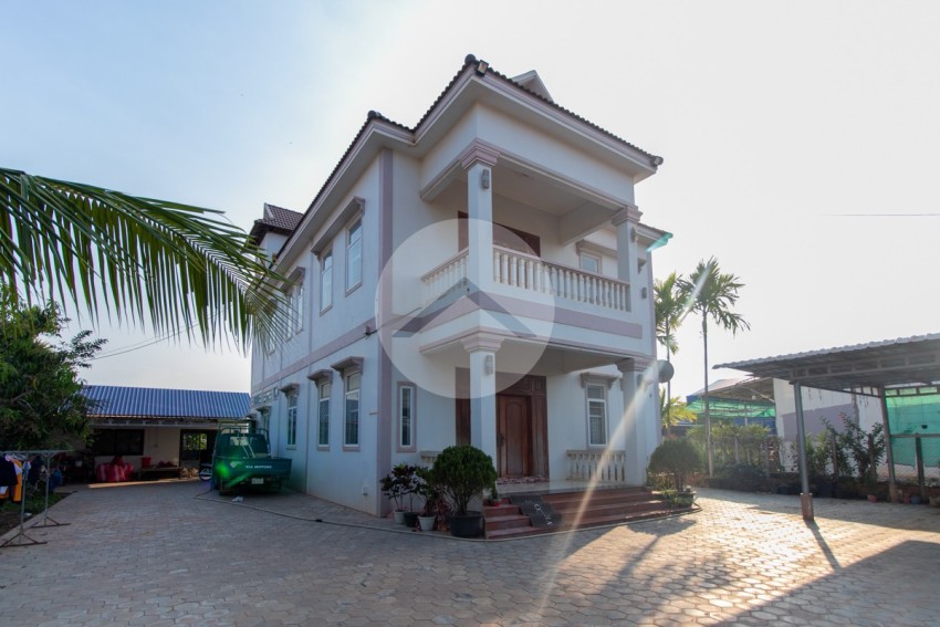 6 Bedroom House For Rent - Sala Kamreuk, Siem Reap