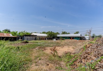11,549 Sqm Land For Sale - Ta Khmau, Kandal thumbnail