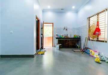 4 Bedroom Villa For Sale - Svay Dangkum, Siem Reap thumbnail