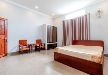 4 Bedroom Villa For Sale - Svay Dangkum, Siem Reap thumbnail