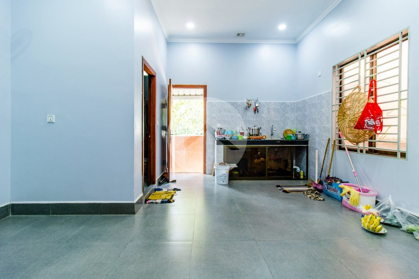 4 Bedroom Villa For Sale - Svay Dangkum, Siem Reap