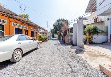 4 Bedroom Villa For Sale - Svay Dangkum, Siem Reap thumbnail