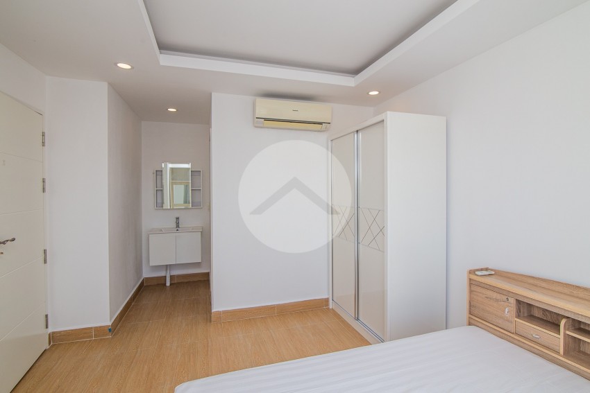 18th Floor 2 Bedroom Condo For Sale - Residence L, BKK3, Phnom Penh