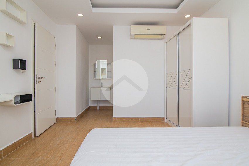 18th Floor 2 Bedroom Condo For Sale - Residence L, BKK3, Phnom Penh