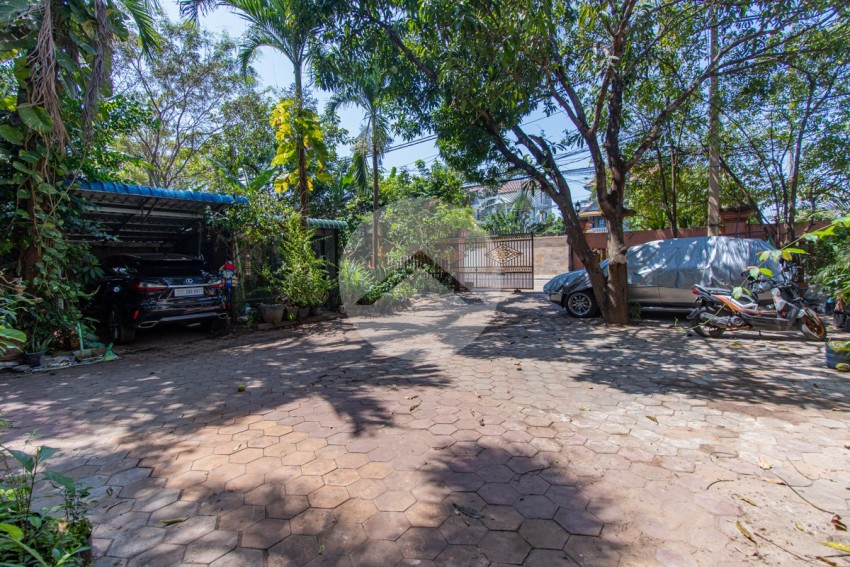 4 Bedroom House For Rent - Sala Kamreuk, Siem Reap