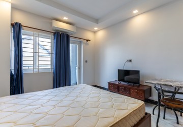 Studio Serviced Apartment For Rent - BKK3, Phnom Penh thumbnail