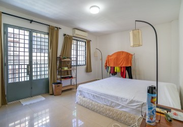 2 Bedroom Apartment For Rent - Chakto Mukh, Phnom Penh thumbnail