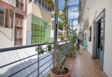 2 Bedroom Apartment For Rent - Chakto Mukh, Phnom Penh thumbnail