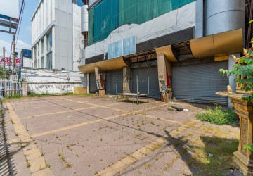 1,767 Sqm Commercial Building For Rent - Veal Vong, Phnom Penh thumbnail