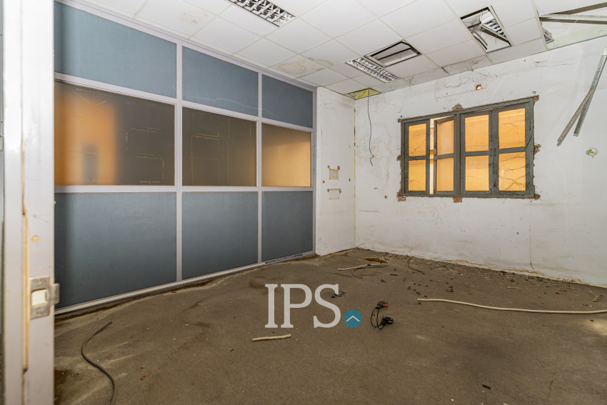 1,767 Sqm Commercial Building For Rent - Veal Vong, Phnom Penh