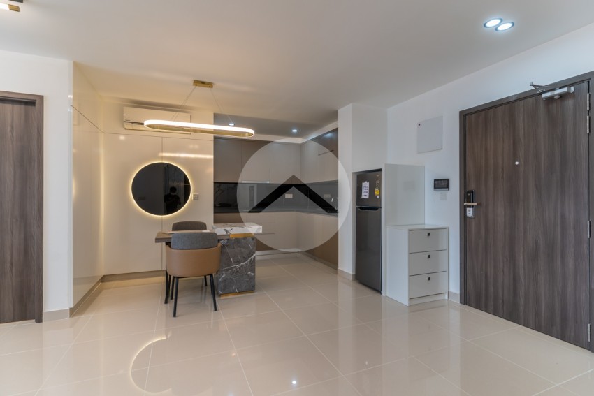 2 Bedroom Condo For Rent - The Peak, Tonle Bassac, Phnom Penh