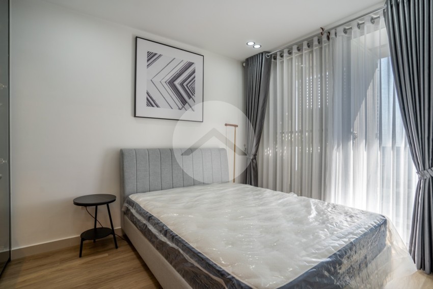 2 Bedroom Condo For Rent - The Peak, Tonle Bassac, Phnom Penh