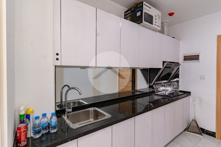 8th Floor 2 Bedroom Condo For Sale - Residence L, Beoung Tumpun, Phnom Penh