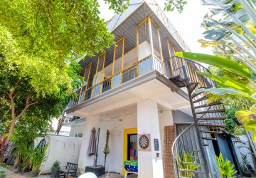 35 Bedroom HostelHotel For Rent - Sala Kamreuk, Siem Reap thumbnail