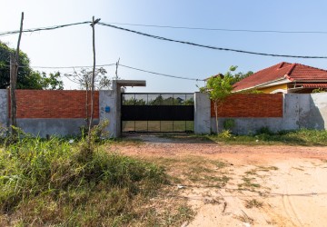 1,124 Sqm Residential Land For Sale - Sala Kamreuk, Siem Reap thumbnail