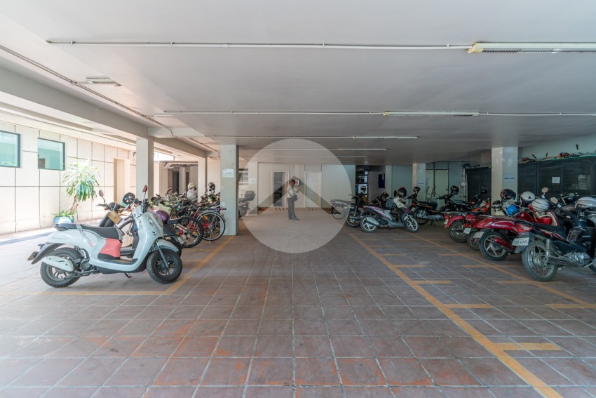 144 Sqm Retail Space For Rent - Wat Phnom, Phnom Penh