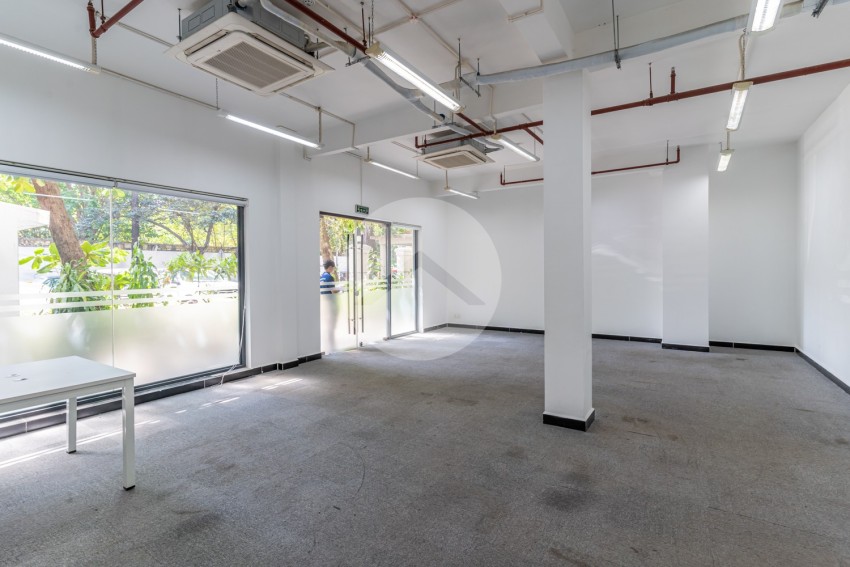 60 Sqm Retail Space For Rent - Wat Phnom, Phnom Penh