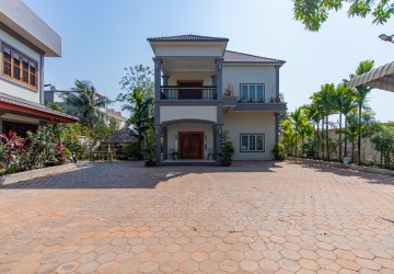 5 Bedroom House For Rent - Sala Kamreuk, Siem Reap thumbnail