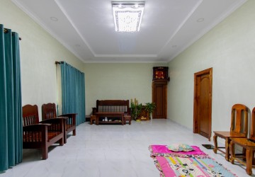 5 Bedroom House For Rent - Sala Kamreuk, Siem Reap thumbnail