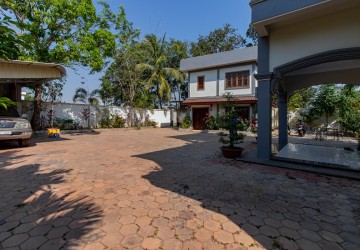 5 Bedroom House For Rent - Sala Kamreuk, Siem Reap thumbnail