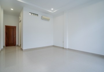 7 Bedroom Linked House For Rent - Sen Sok, Phnom Penh thumbnail