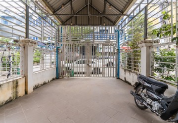 7 Bedroom Linked House For Rent - Sen Sok, Phnom Penh thumbnail