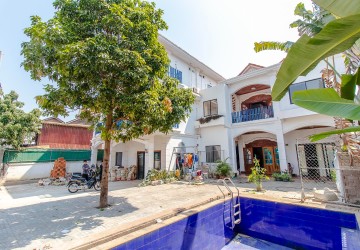 24 Bedroom Guesthouse For Rent - Svay Dangkum, Siem Reap thumbnail