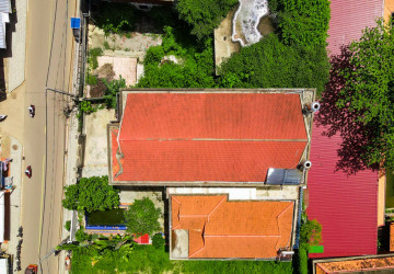 16 Bedroom Guesthouse For Rent - Svay Dangkum, Siem Reap thumbnail