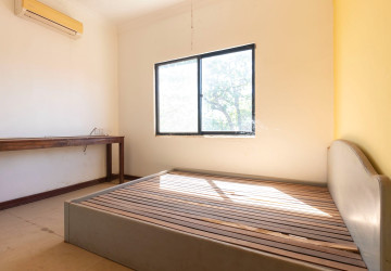 16 Bedroom Guesthouse For Rent - Svay Dangkum, Siem Reap thumbnail
