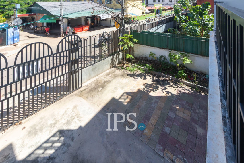 16 Bedroom Guesthouse For Rent - Svay Dangkum, Siem Reap