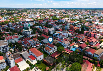 16 Bedroom Guesthouse For Rent - Svay Dangkum, Siem Reap thumbnail