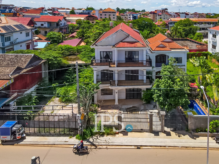 16 Bedroom Guesthouse For Rent - Svay Dangkum, Siem Reap