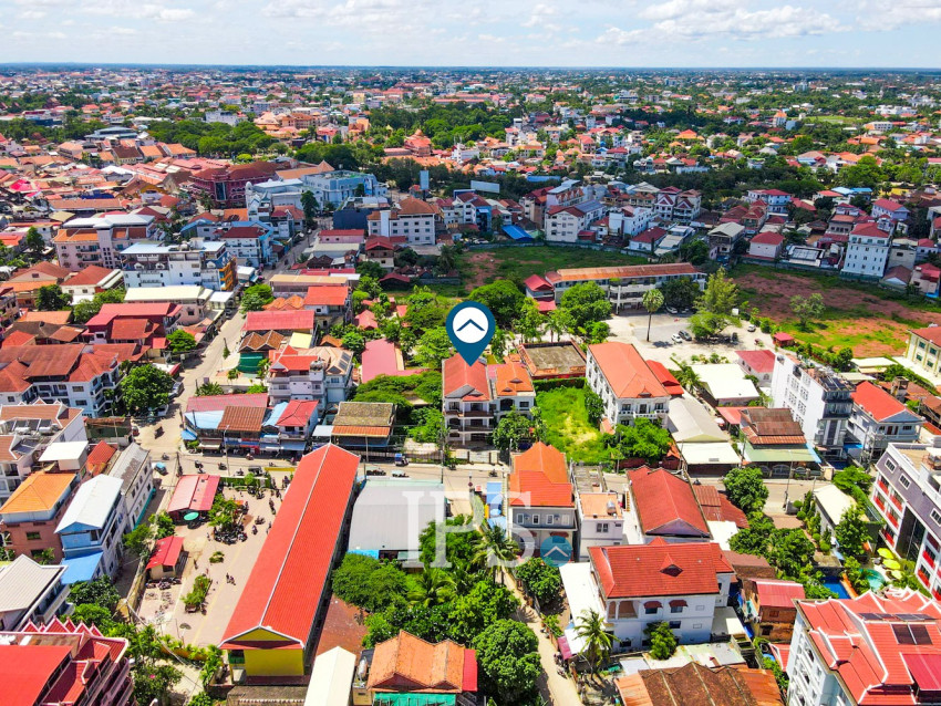 16 Bedroom Guesthouse For Rent - Svay Dangkum, Siem Reap