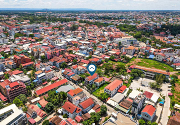16 Bedroom Guesthouse For Rent - Svay Dangkum, Siem Reap thumbnail