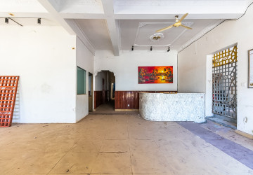 16 Bedroom Guesthouse For Rent - Svay Dangkum, Siem Reap thumbnail